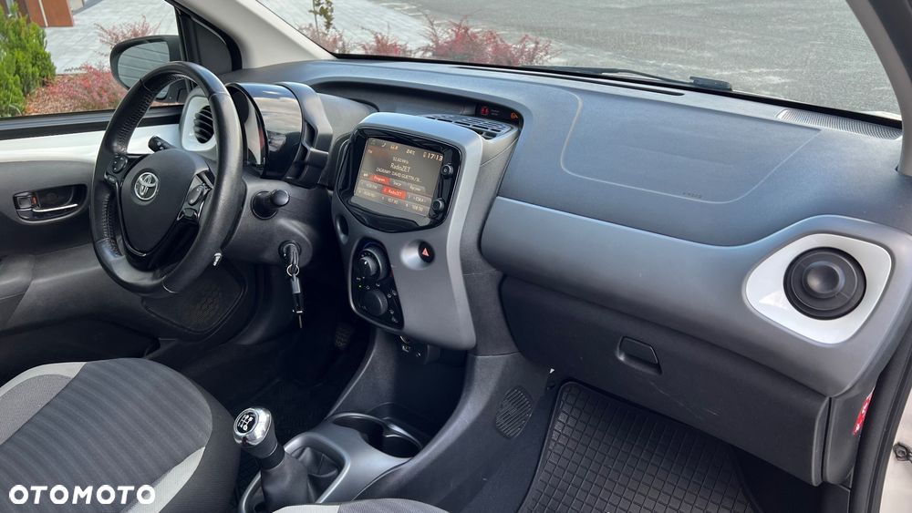 Toyota Aygo 1.0 VVT-i Color Edition - 13