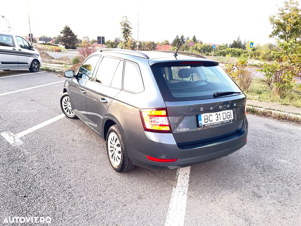 Skoda Fabia - 4