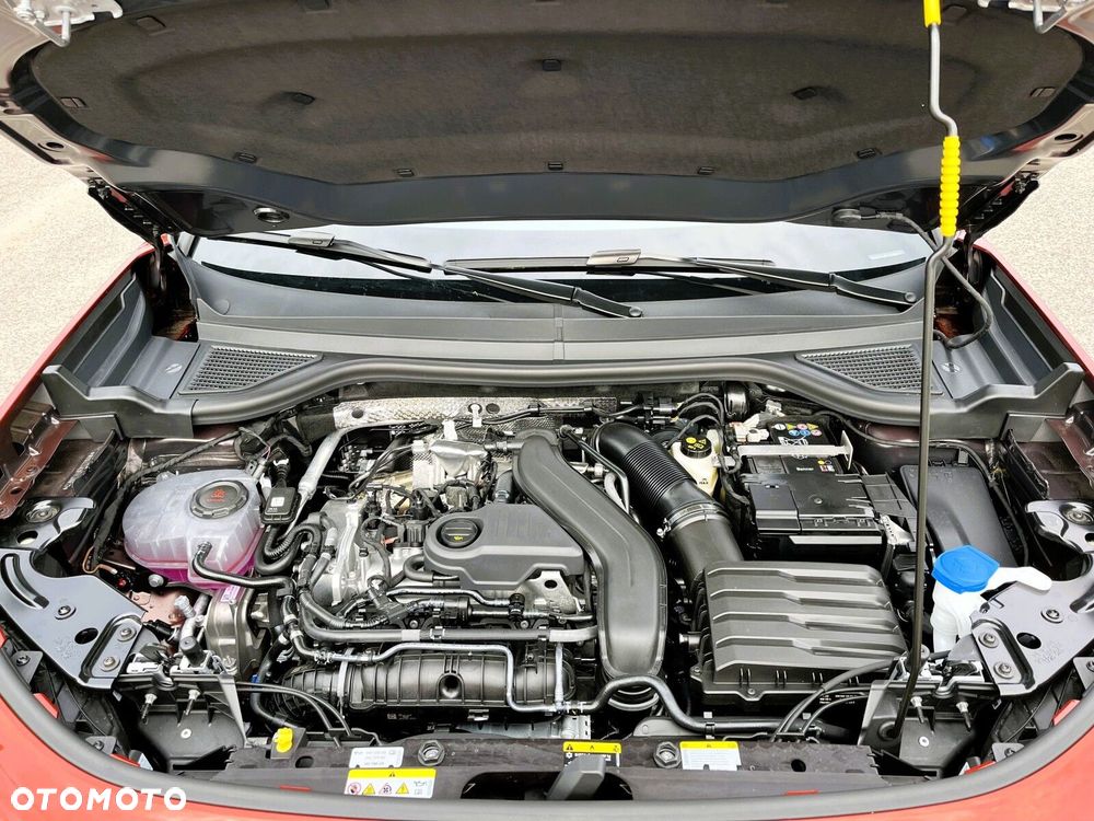 Volkswagen T-Roc 1.5 eTSI Life DSG - 41