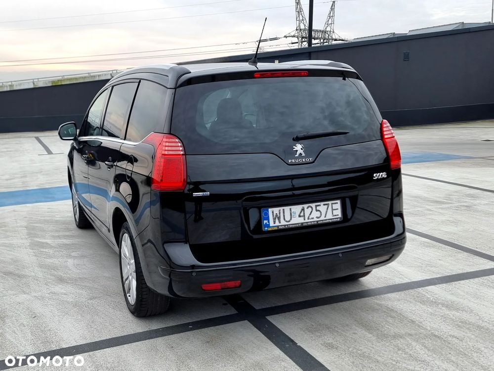 Peugeot 5008 2.0 BlueHDi Allure 7os - 26