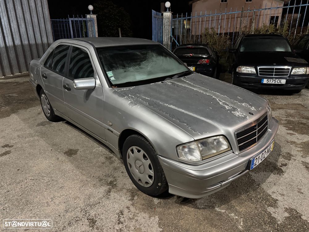 Mercedes-Benz C 220 CDI Classic - 22