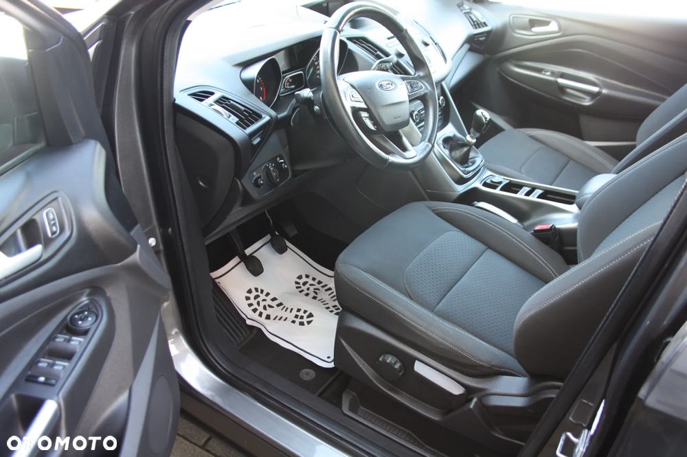 Ford Kuga 1.5 EcoBoost 2x4 Individual - 39