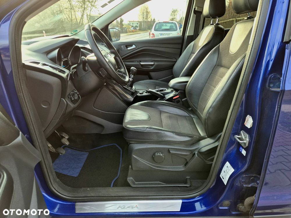 Ford Kuga 2.0 TDCi 2x4 Titanium - 5