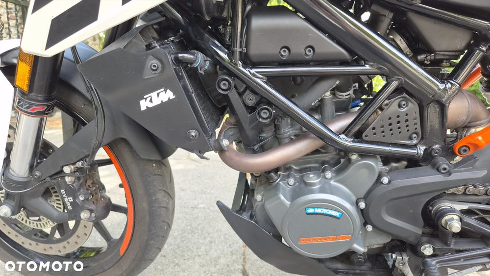 KTM Duke 125 - 13