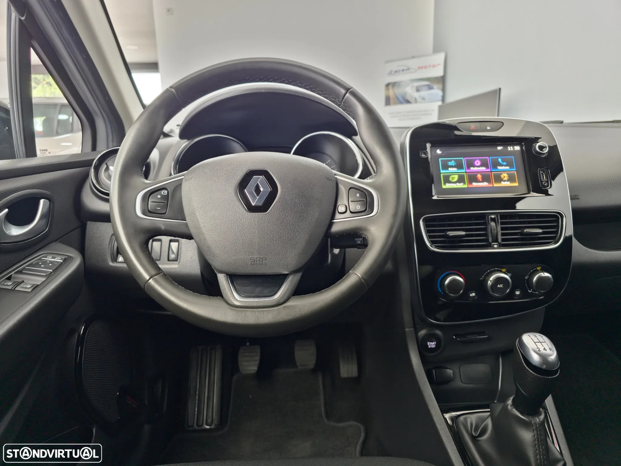 Renault Clio Sport Tourer 0.9 TCe Limited - 19
