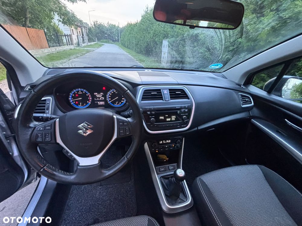 Suzuki SX4 1.6 Premium - 6