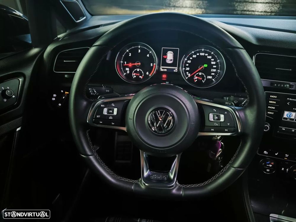VW Golf 2.0 TDI GTD DSG - 28