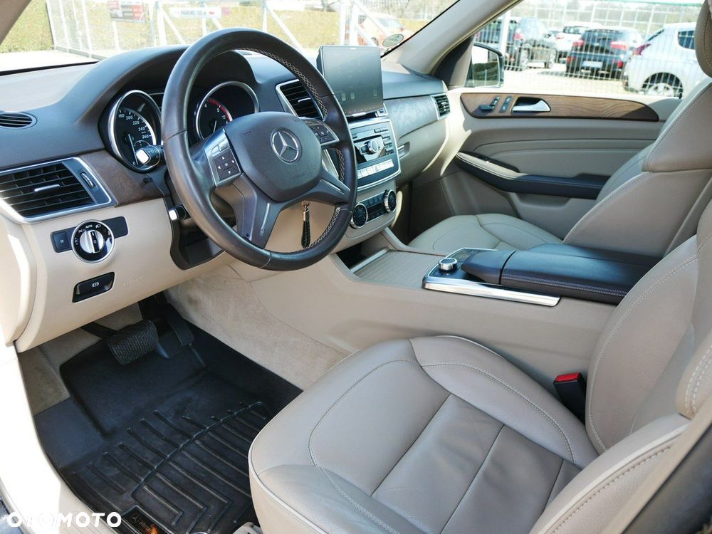 Mercedes-Benz ML - 5