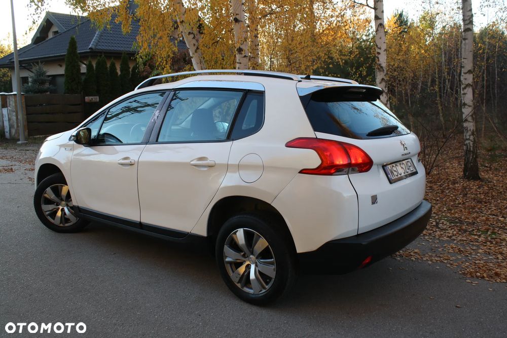 Peugeot 2008 PureTech 110 Style - 9