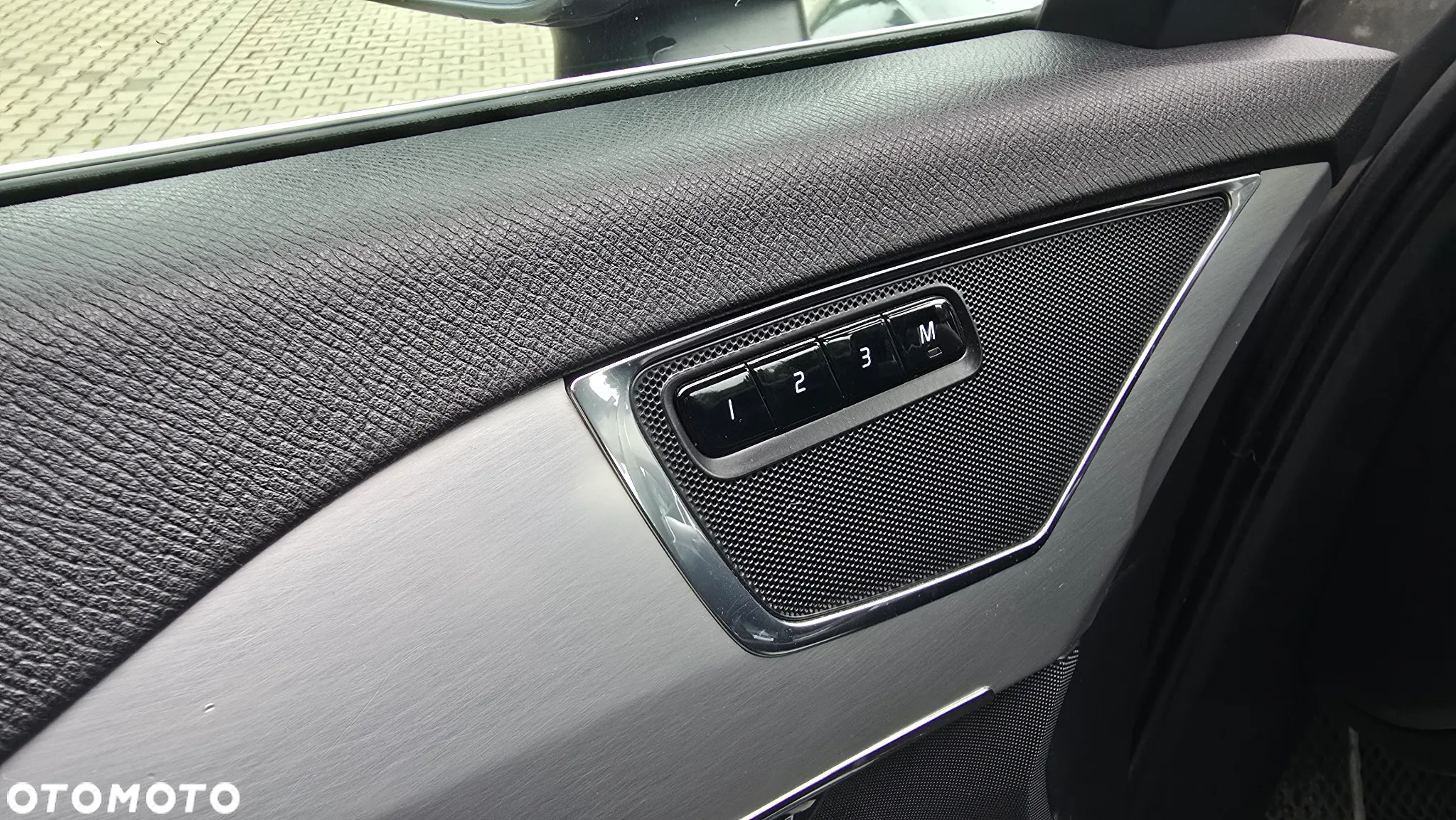 Volvo XC 90 D5 AWD Geartronic Momentum - 13