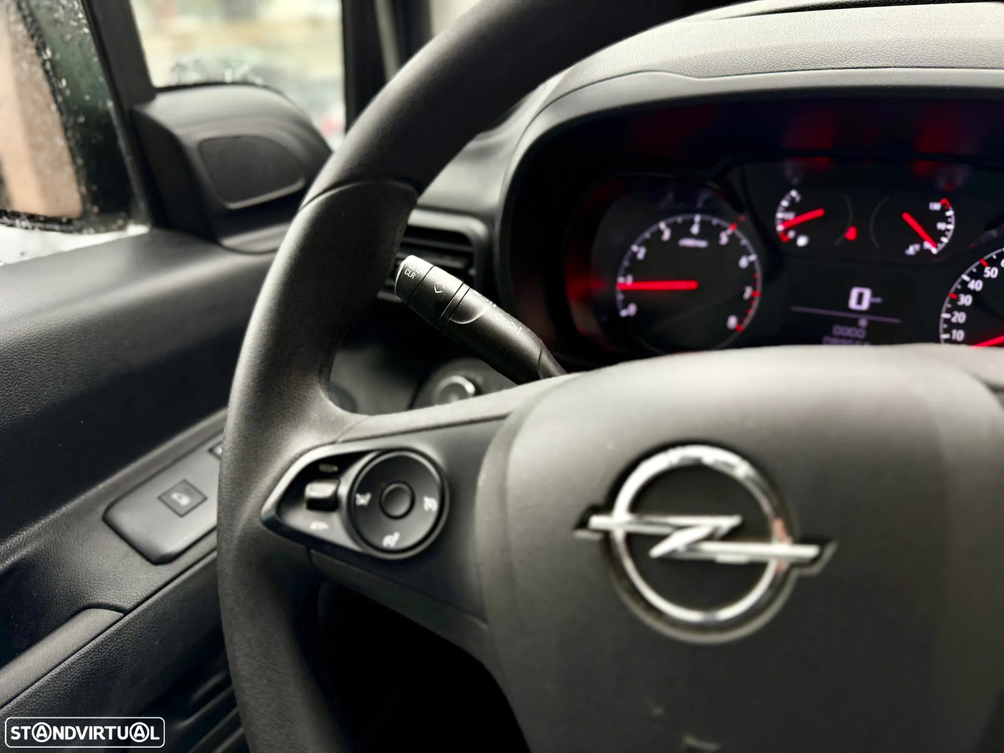 Opel Combo 1.5 D L1 Confort 102Cv | CARPLAY | IVA DEDUTÍVEL - 16