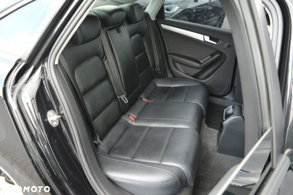 Audi A4 Limousine - 29