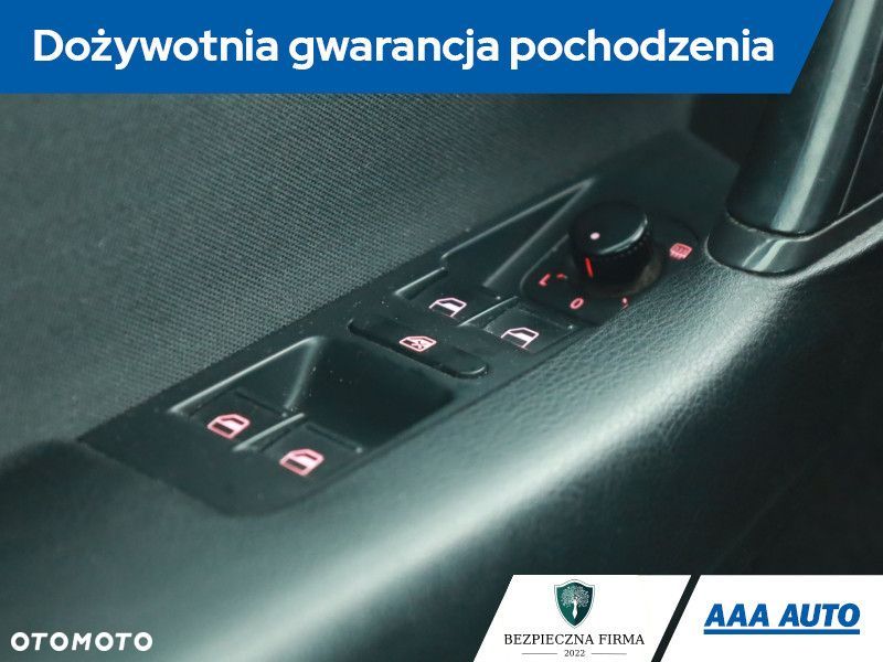 Volkswagen Passat - 21