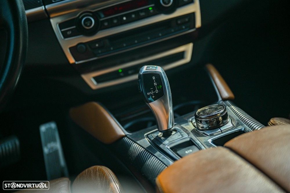 BMW X6 40 d xDrive - 33