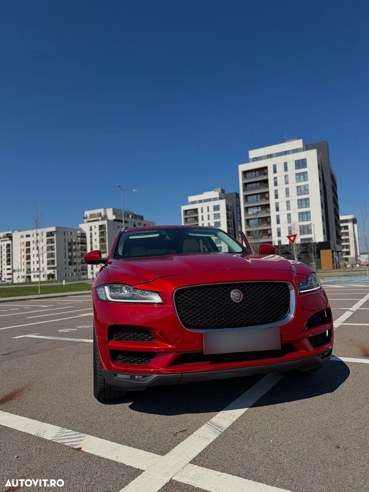 Jaguar F-Pace 25d AWD Pure - 6