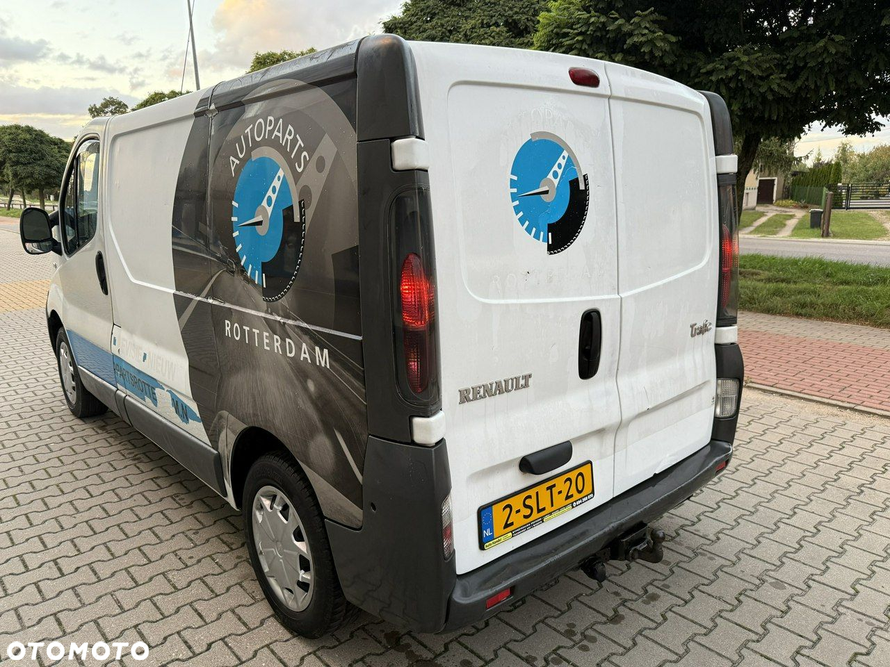 Renault Trafic - 2