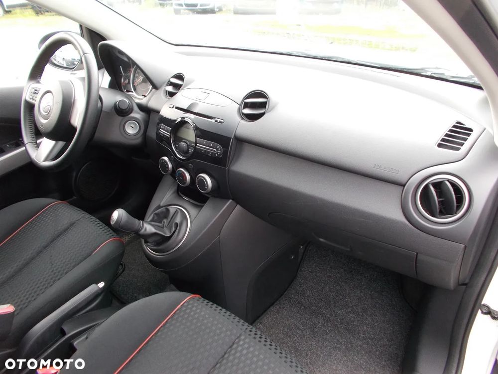 Mazda 2 1.3 MZR Active - 13