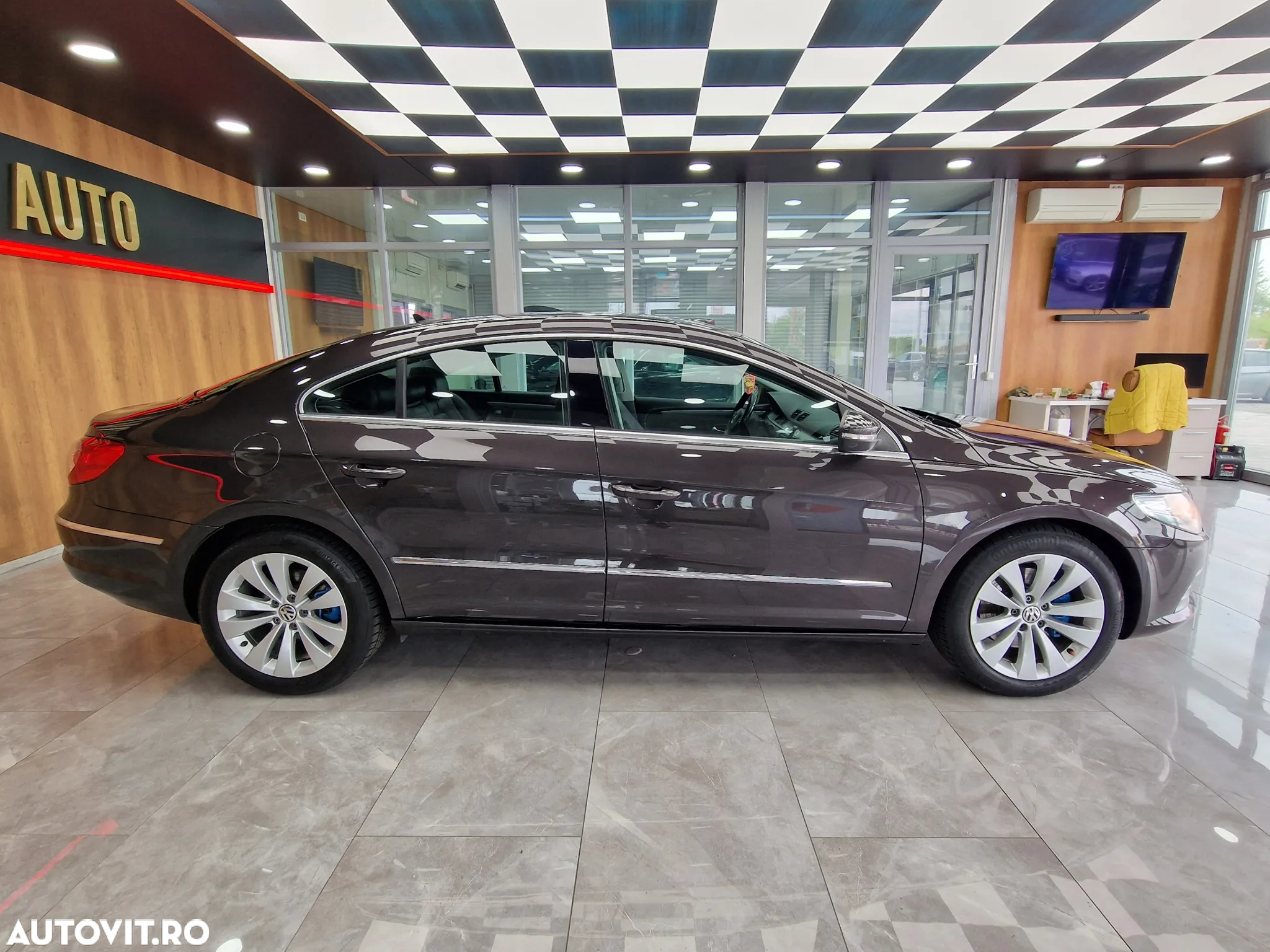 Volkswagen Passat CC 2.0 TDI - 13