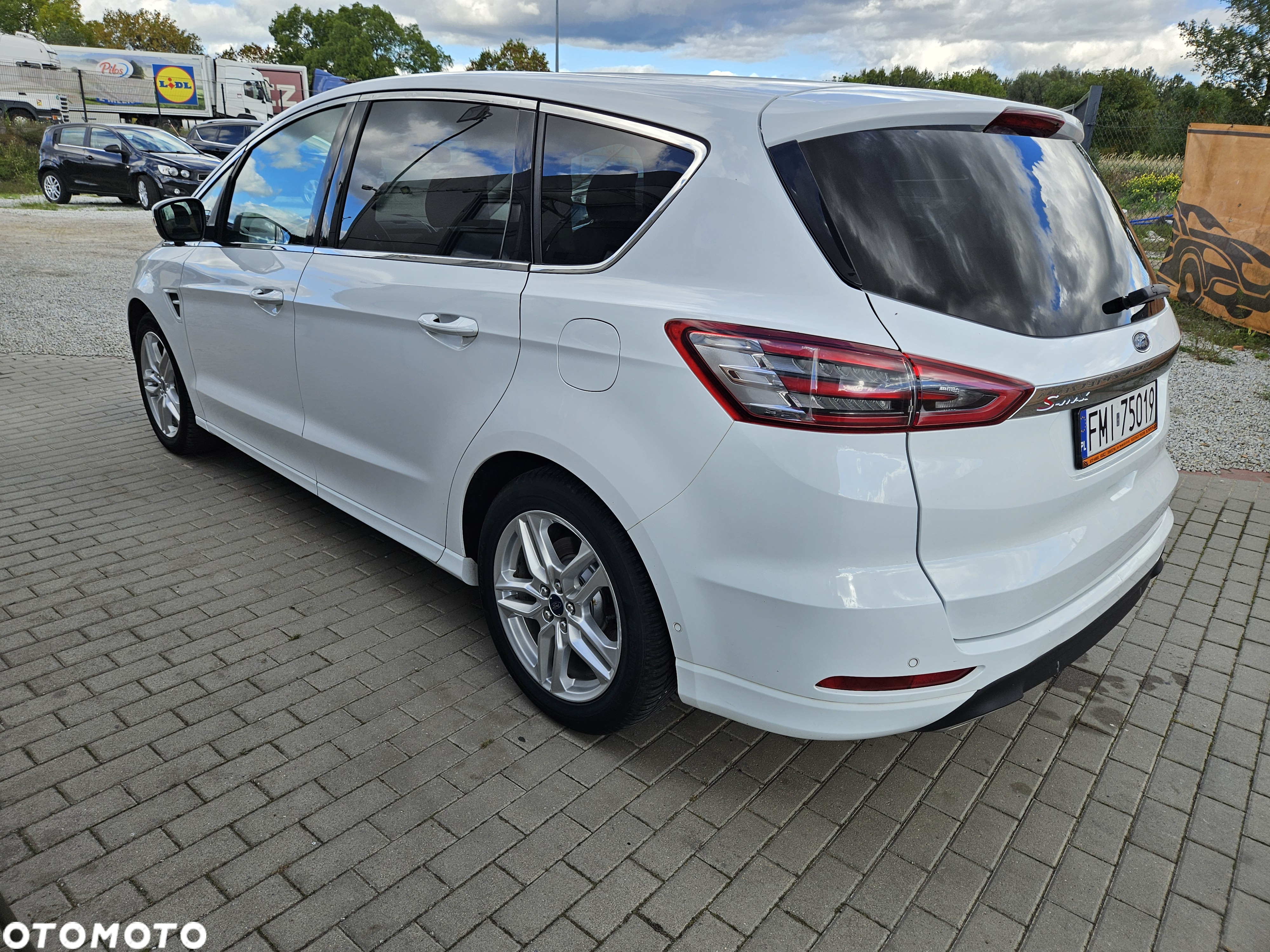 Ford S-Max 2.0 TDCi Titanium PowerShift - 7