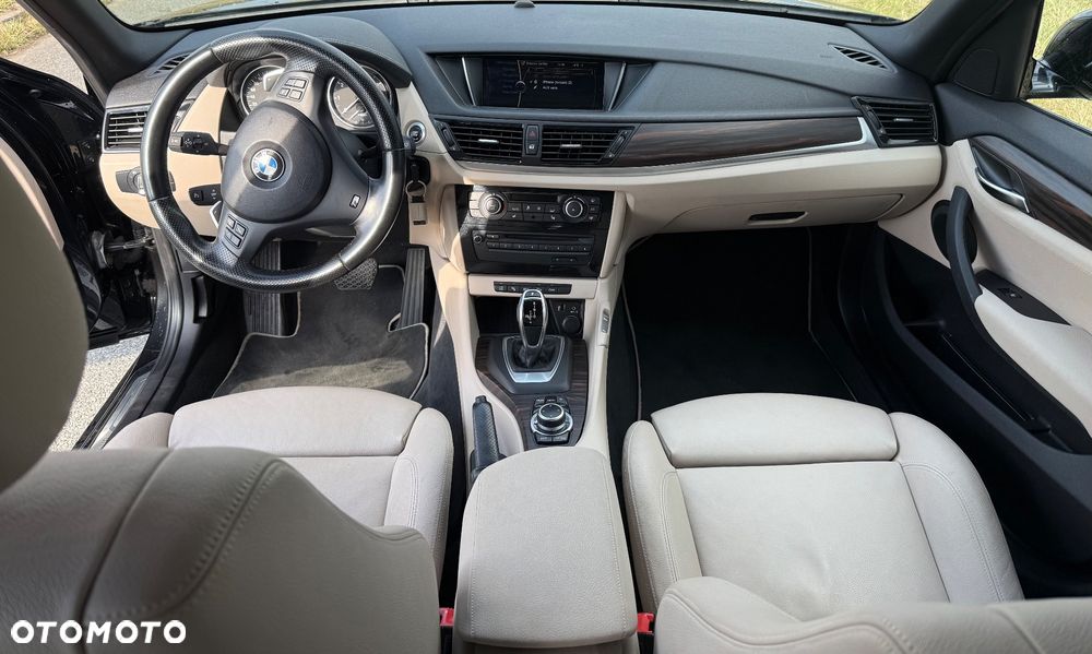 BMW X1 xDrive20i xLine - 26