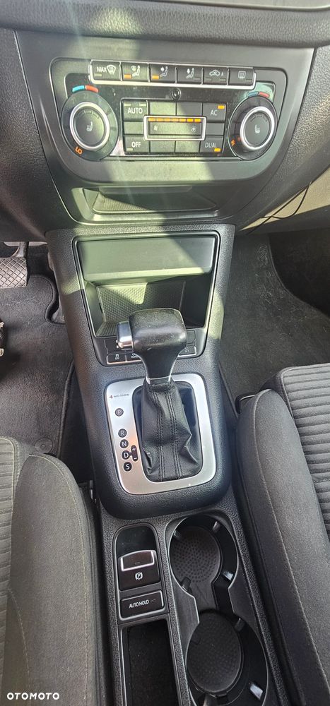 Volkswagen Tiguan - 12