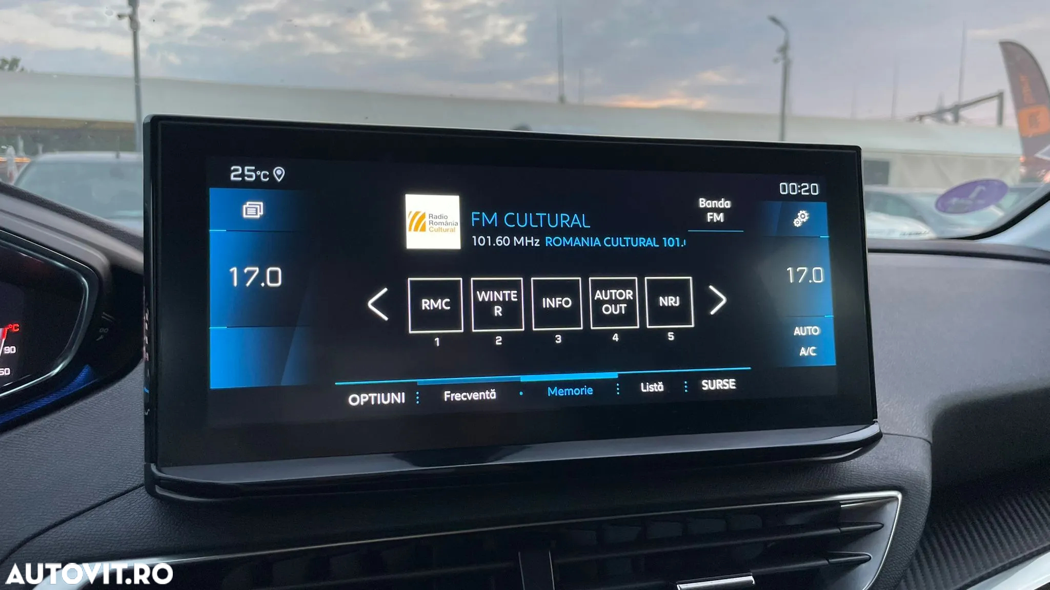 Peugeot 5008 - 19