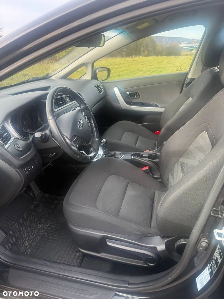 Kia Ceed 1.6 CRDi L DCT - 10