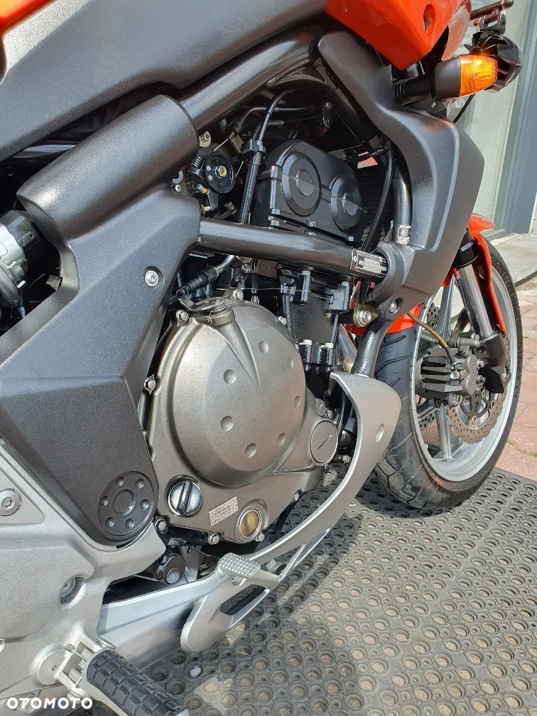 Kawasaki Versys 650 - 25