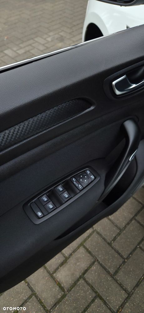 Renault Megane BLUE dCi 115 TECHNO - 24