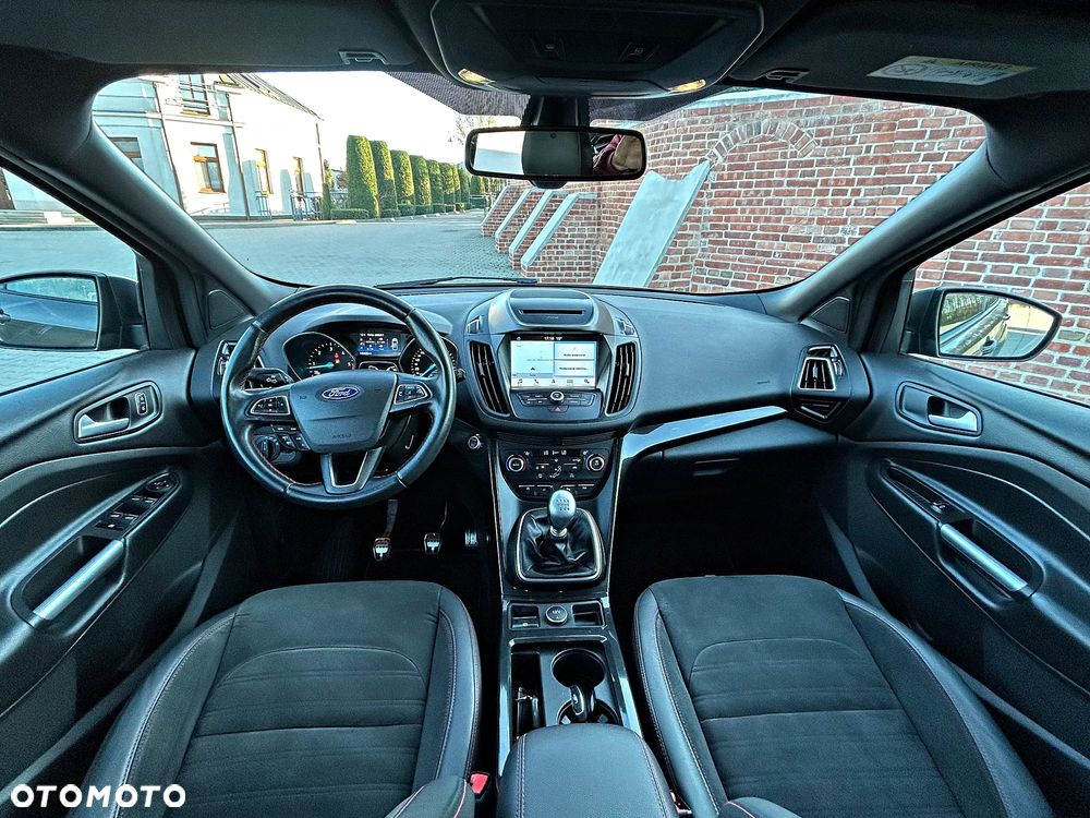 Ford Kuga 2.0 TDCi 4x4 ST-Line - 11