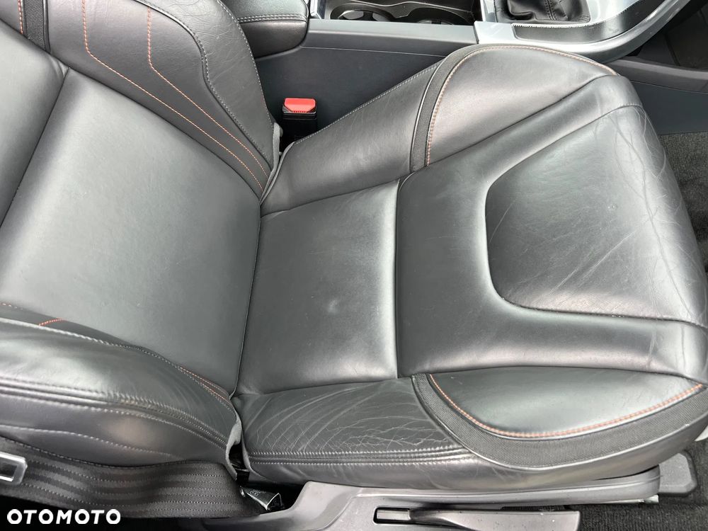 Volvo XC 60 D3 Drive-E Ocean Race - 14