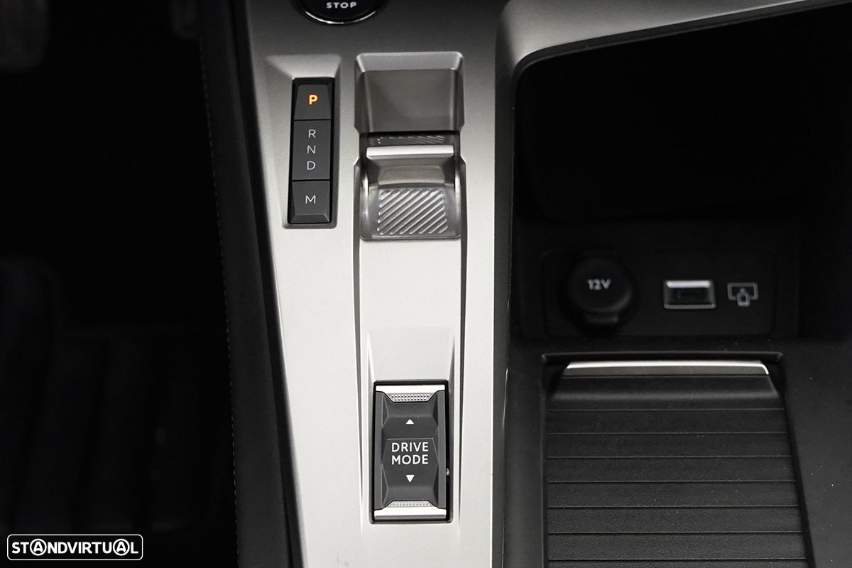Peugeot 408 1.2 PureTech Allure EAT8 - 15