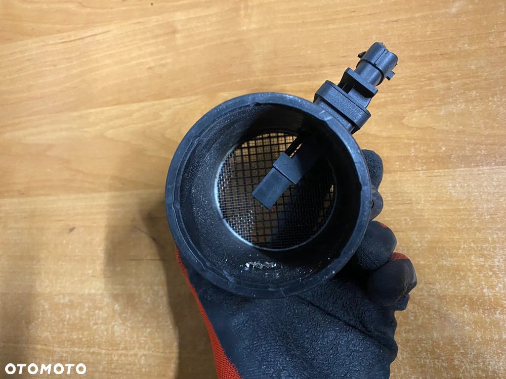 PRZEPŁYWOMIERZ 028100273C 30677999 VOLVO - 4