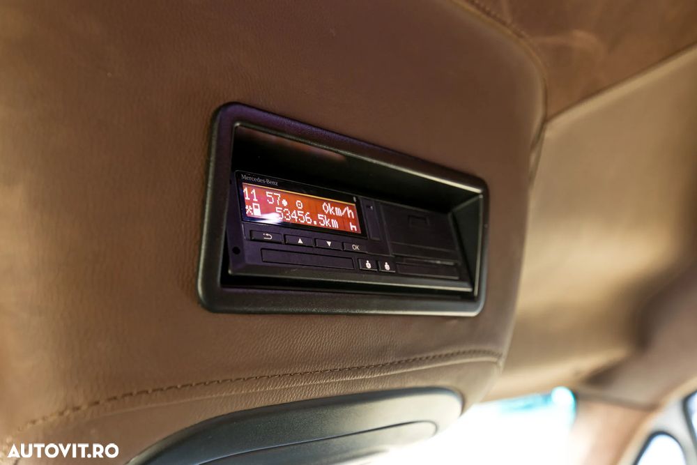 Mercedes-Benz Sprinter - 33