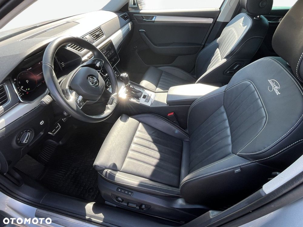 Skoda Superb 2.0 TDI SCR 4x4 L&K DSG - 23