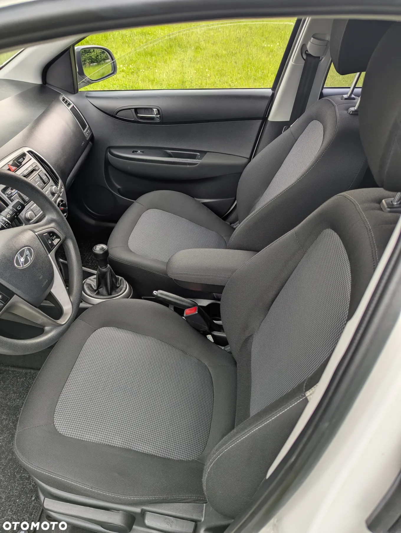 Hyundai i20 1.2 Intro Edition - 10