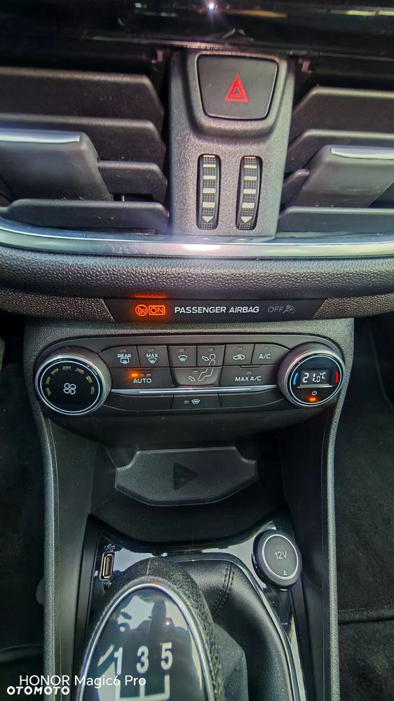 Ford Fiesta - 10