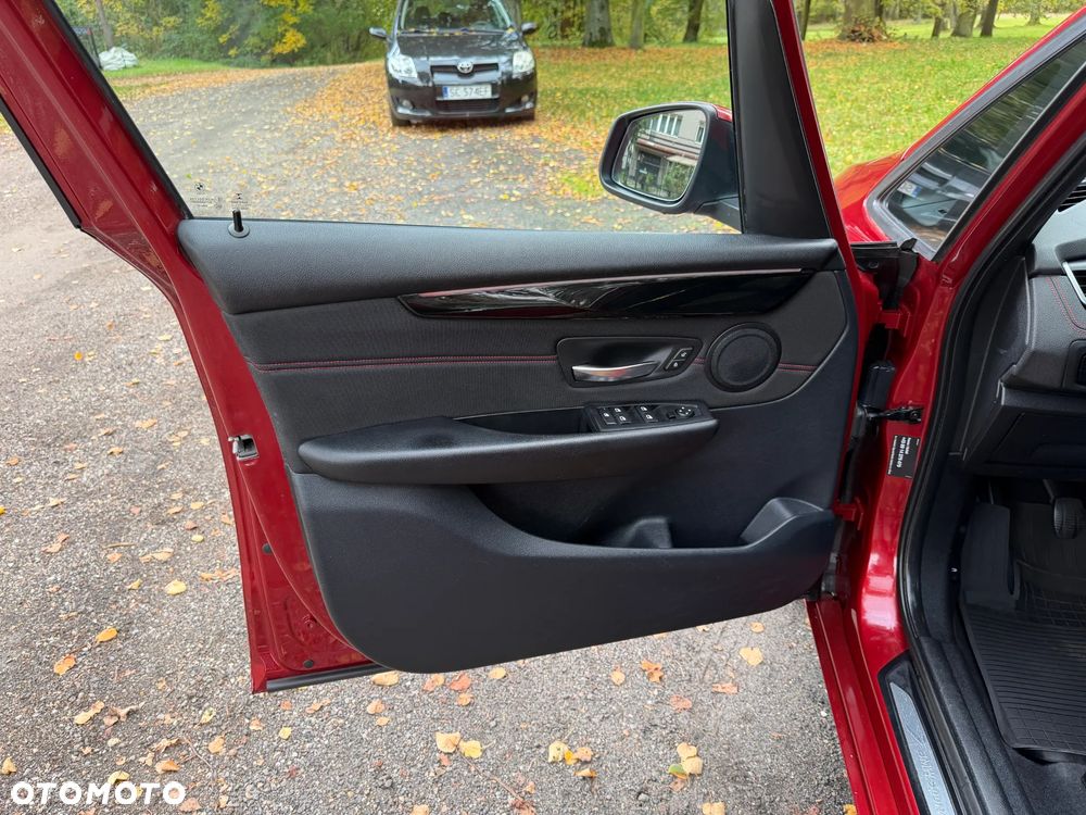BMW Seria 2 216d Luxury Line - 19