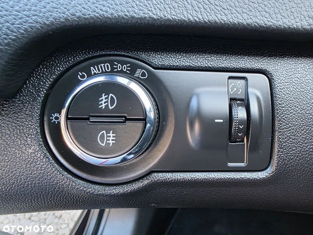 Opel Insignia 2.0 CDTI ecoFLEXStart/Stop Business Edition - 26