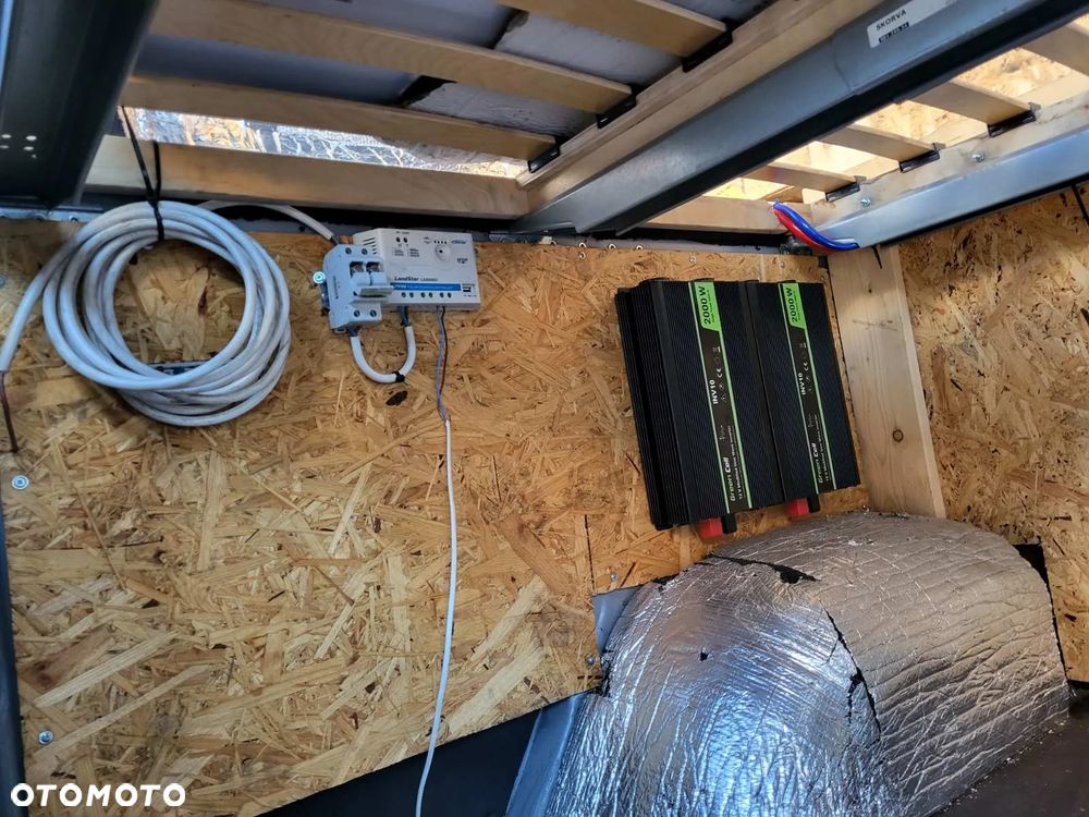 Mercedes-Benz Sprinter 4x4 - 8