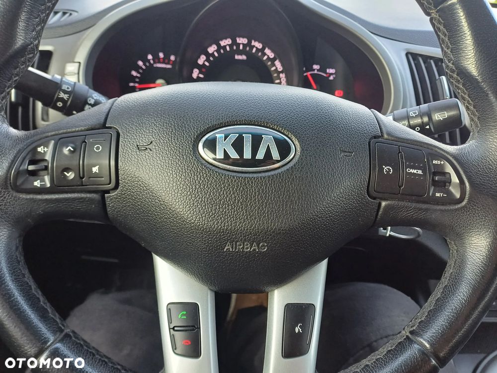 Kia Sportage 2.0 CRDI 4WD Attract - 23