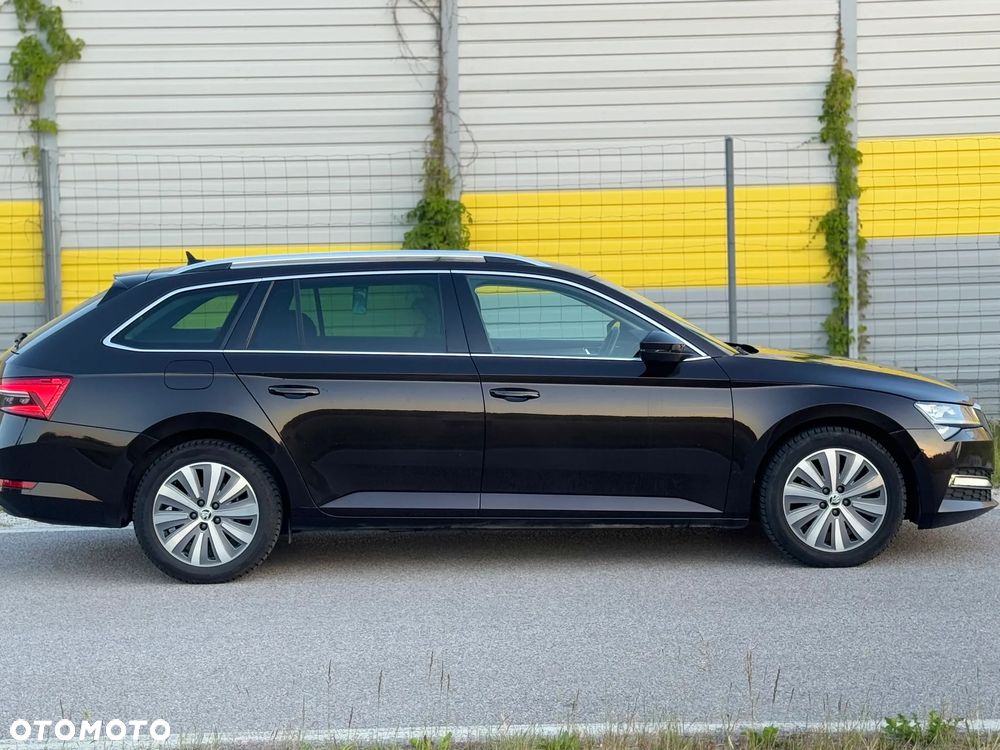 Skoda Superb 2.0 TDI SCR Style DSG - 6