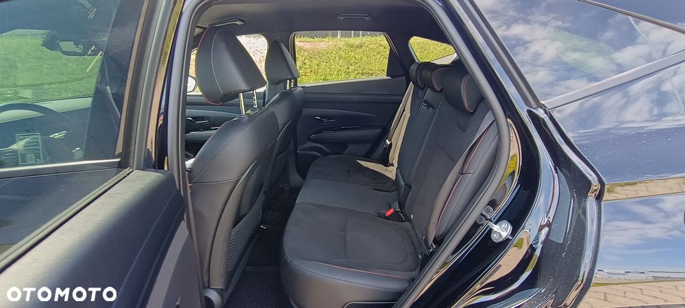 Hyundai Tucson 1.6 T-GDi HEV N-Line 4WD - 32