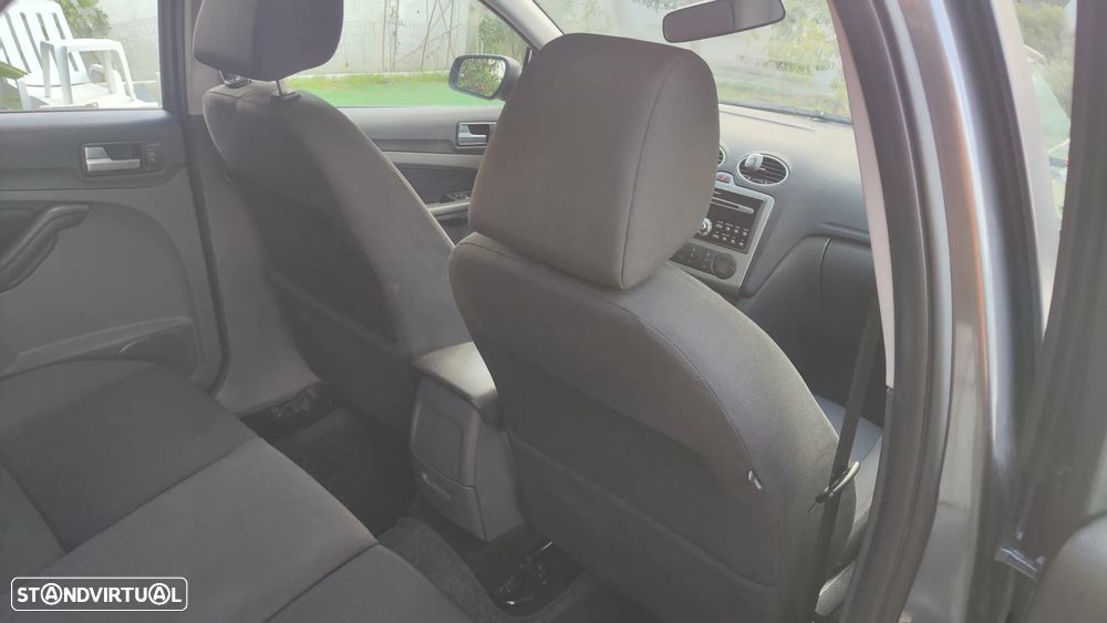 Ford Focus 1.6 TDCi Trend - 27