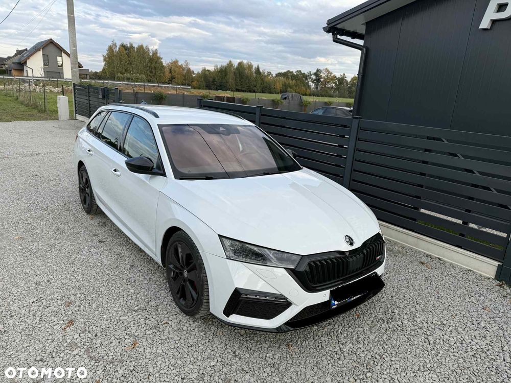 Skoda Octavia 2.0 TSI RS DSG - 4