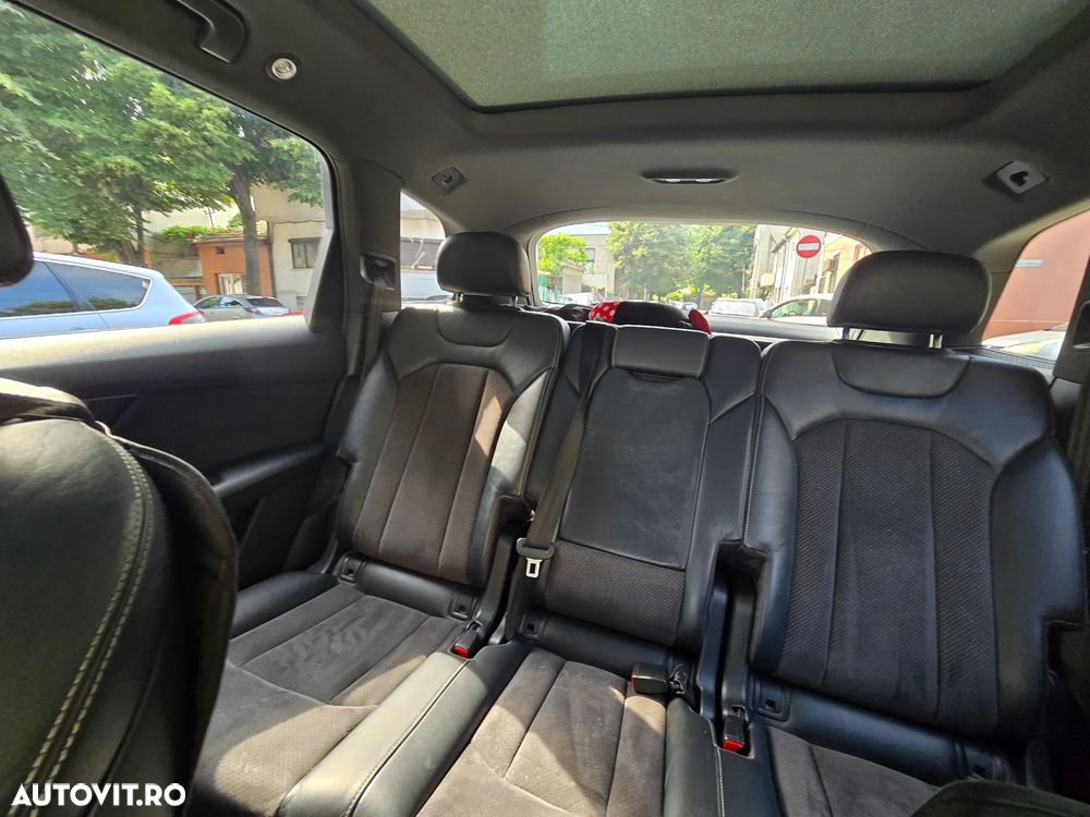 Audi Q7 - 11