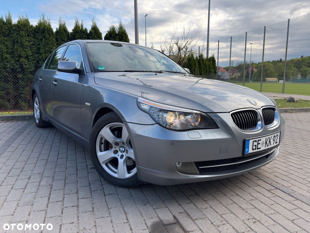 BMW Seria 5 525i - 2