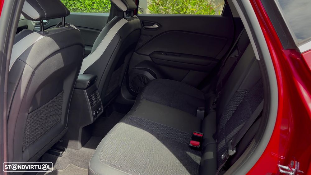 Renault Captur e-tech-160 - 10