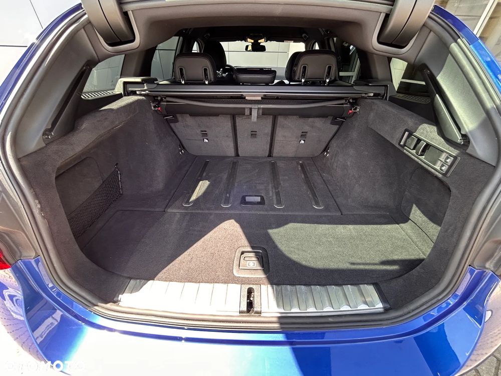 BMW Seria 3 320d xDrive M Sport sport - 13