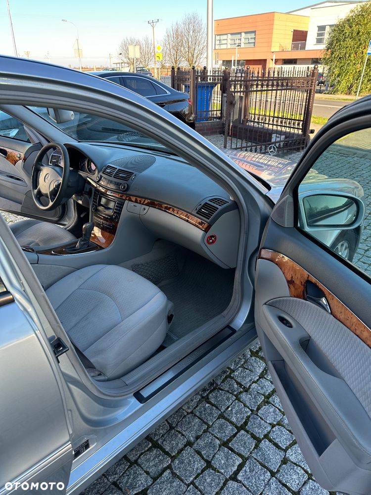 Mercedes-Benz Klasa E 320 CDI T Elegance - 15